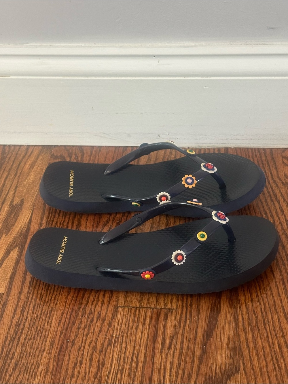 Tory Burch Marguerite 2 Rubber Jelly Flip Flop - Picture 6 of 11